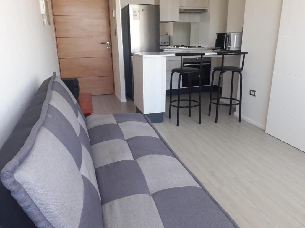Apartamento Radal 1 - Apartamento- Metro Ecuador, Parking por pagar *
